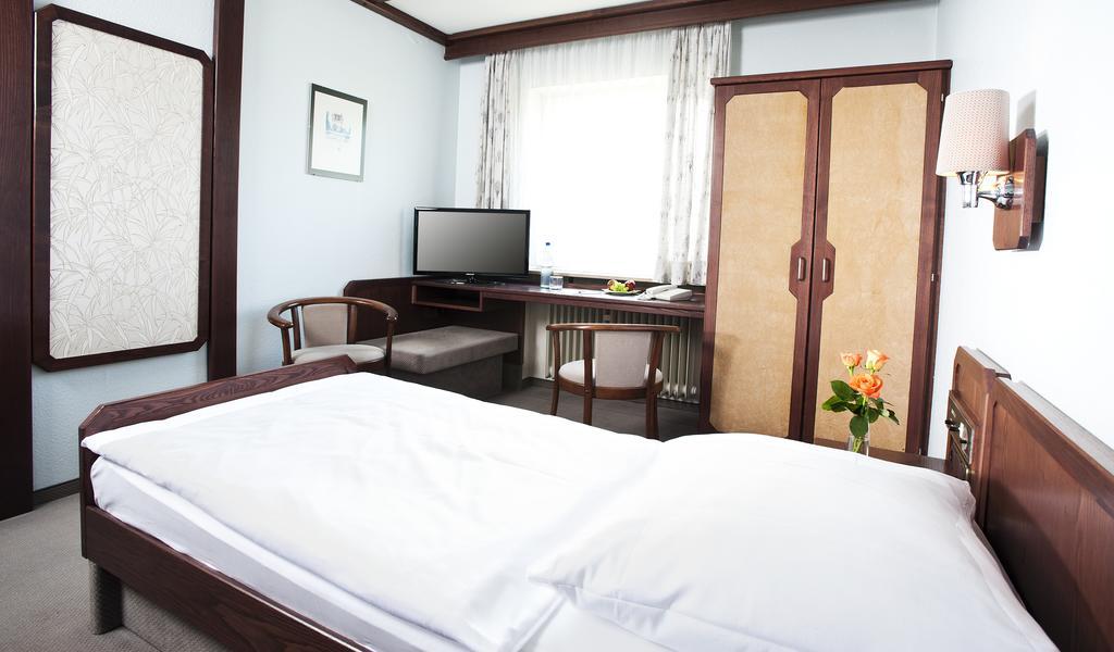 Hotel Kaeferstein Garni Nuremberg Luaran gambar